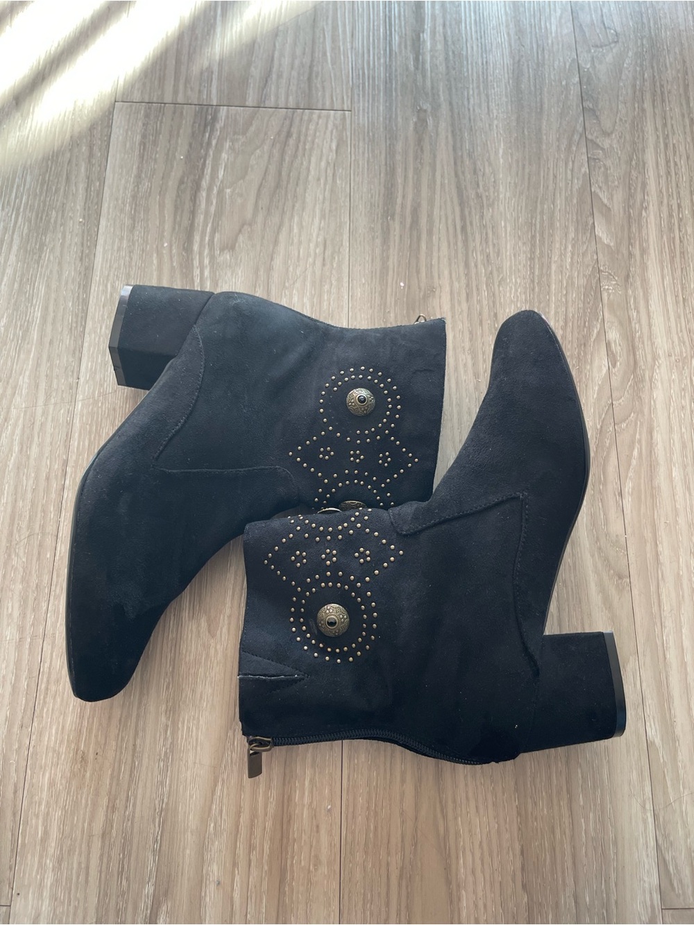 comfortview Black Studded Suede Ankle Booties